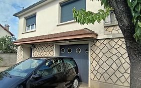 Guibert Home - Appartement spacieux à 20 min de Paris